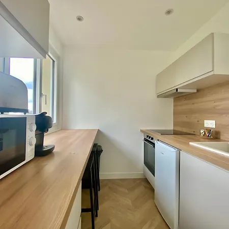 Lägenhet Scandinave Balcon Et Ascenseur Angers