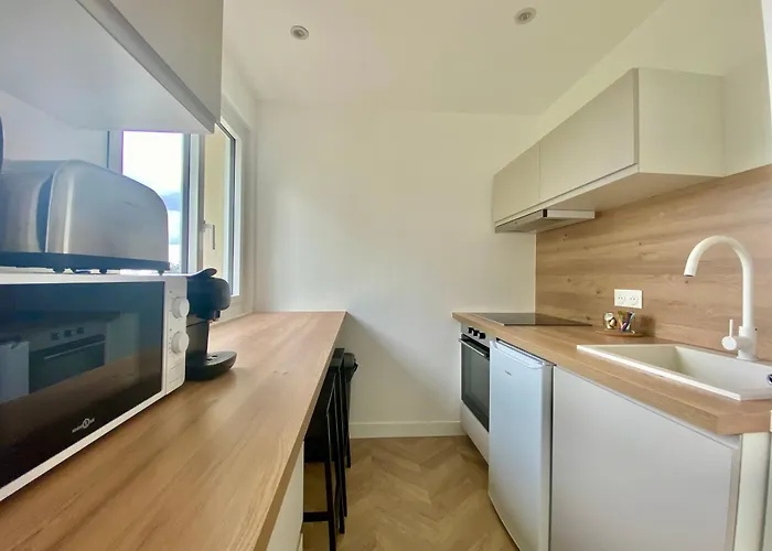 Lägenhet Scandinave Balcon Et Ascenseur Angers